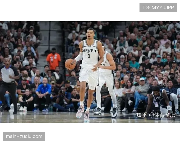 马刺主场大胜灰熊25分 文班亚马34分卡斯尔生涯首三双